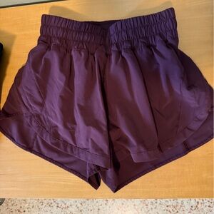 Lululemon track that shorts goodnight plum